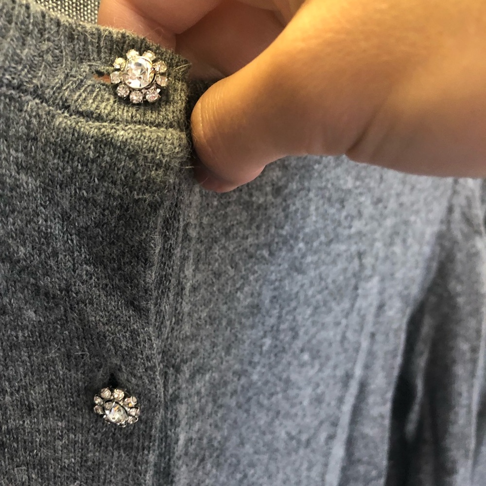 Cardigan grey